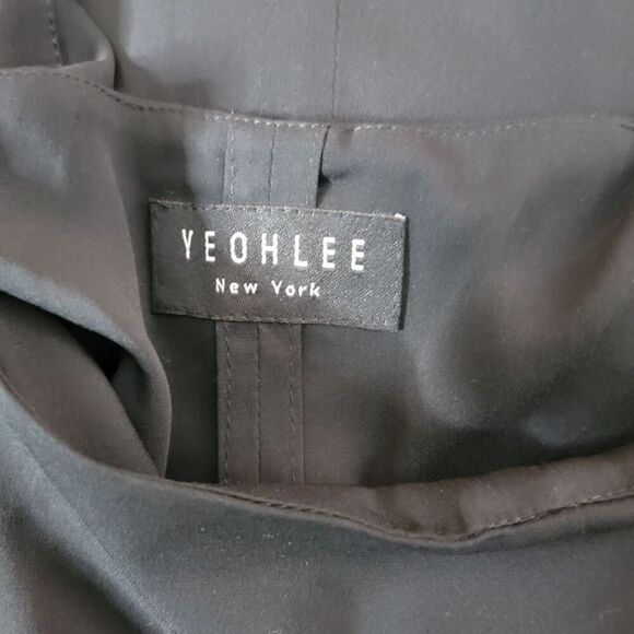 Yeohlee Blouse Size Small Silk Ruffle Black Top Flowy Classic - Picture 5 of 6